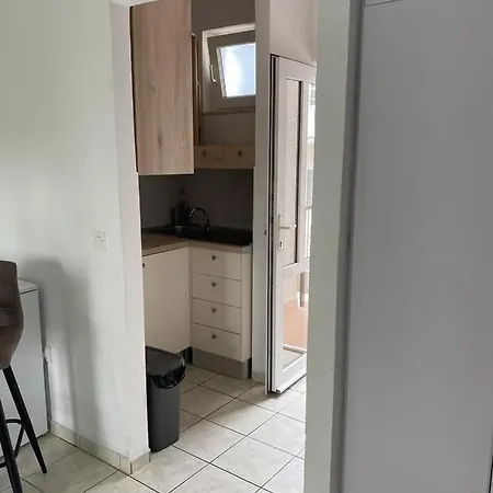 Apartment L&l