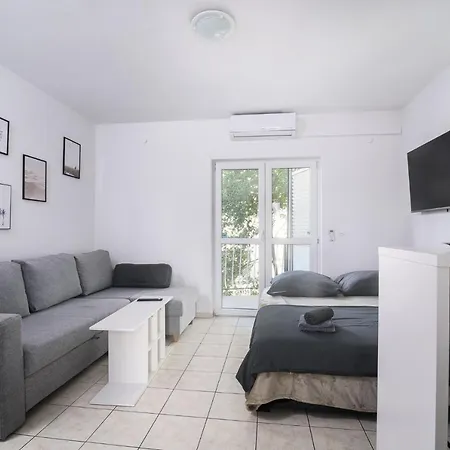 L&l Apartment Okrug Gornji